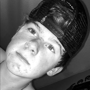 Meet your Posher, Carson